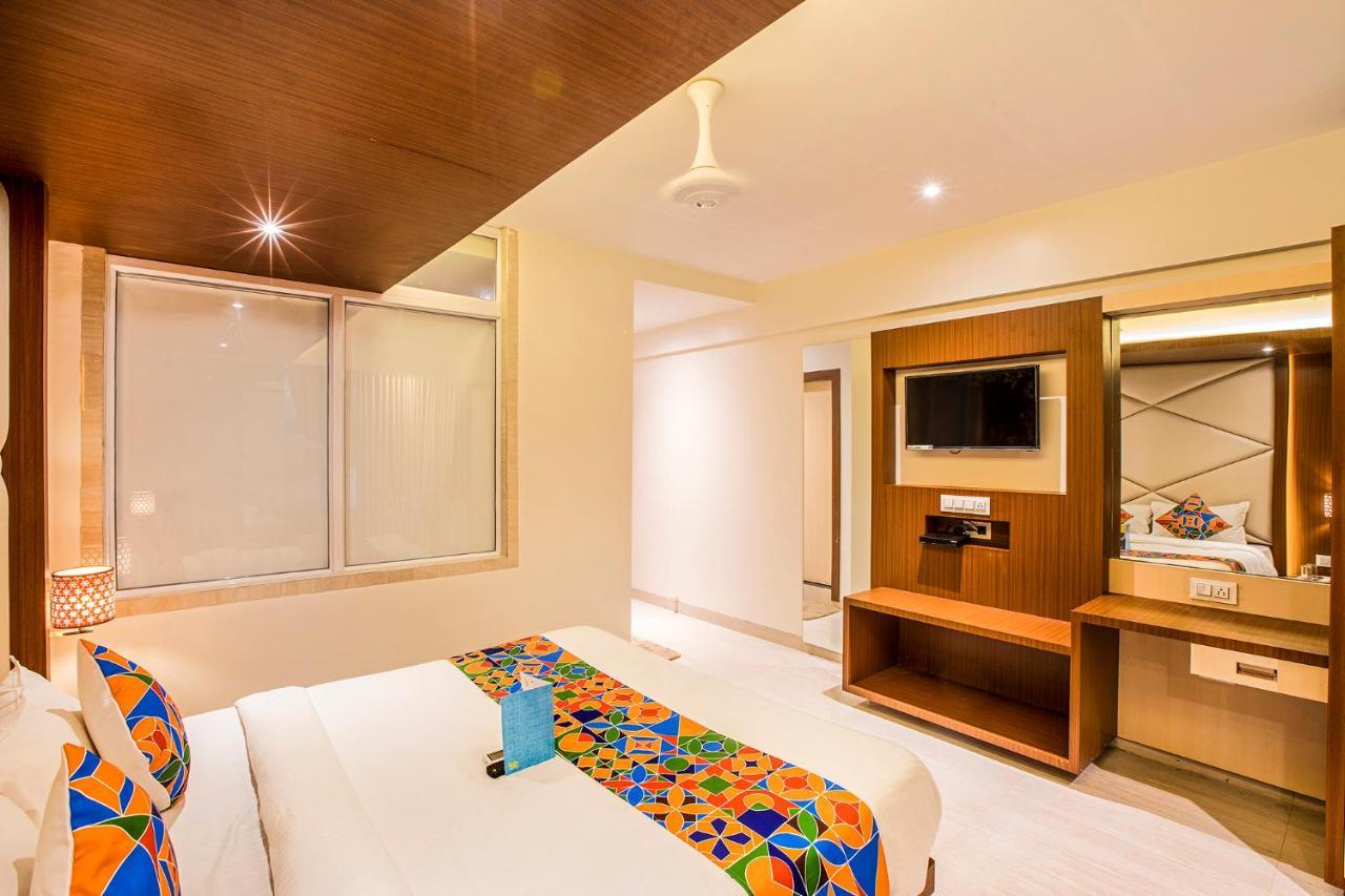 Fabhotel Spring Inn - Nr Borivali Station Mālād Buitenkant foto