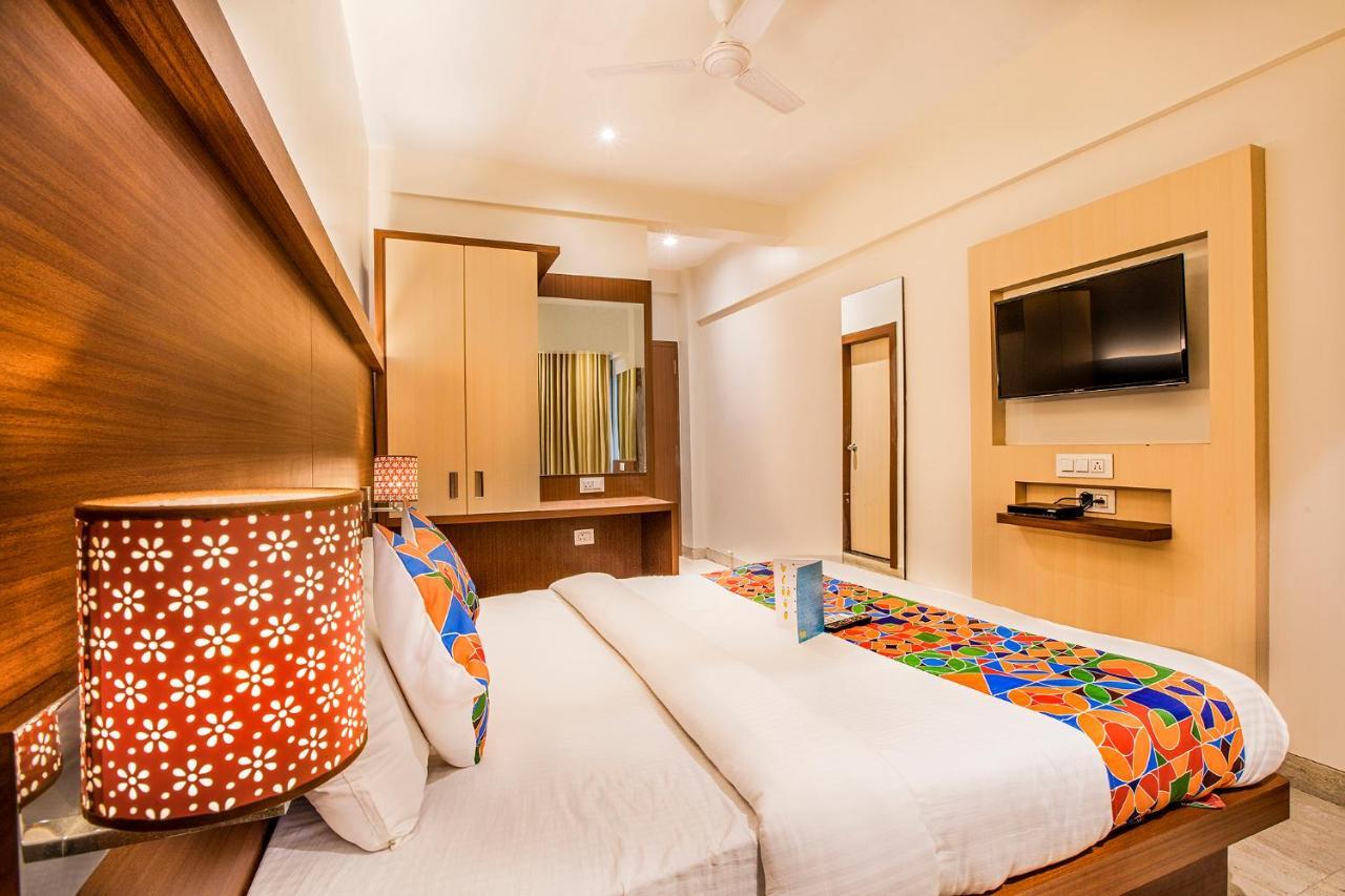 Fabhotel Spring Inn - Nr Borivali Station Mālād Buitenkant foto